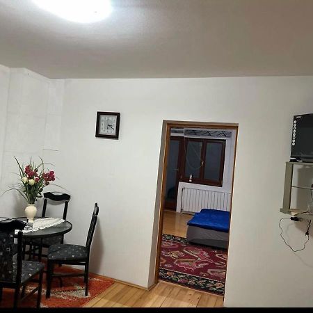 Almira Mujcic Apartment Сараево Екстериор снимка